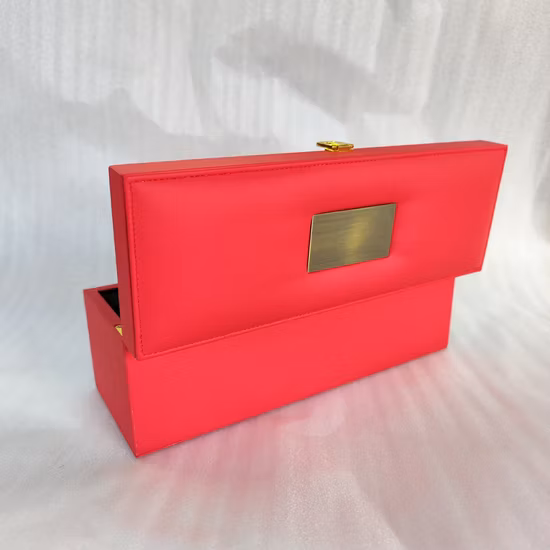 Logo personnalisé de luxe Caisse d'emballage de vin en bois populaire Ensemble de tissu vert en bois Boîte de stockage Cadeau Vin / Whisky / Brandy Liquid Box en stock Prix Fob d'usine Nwir-17