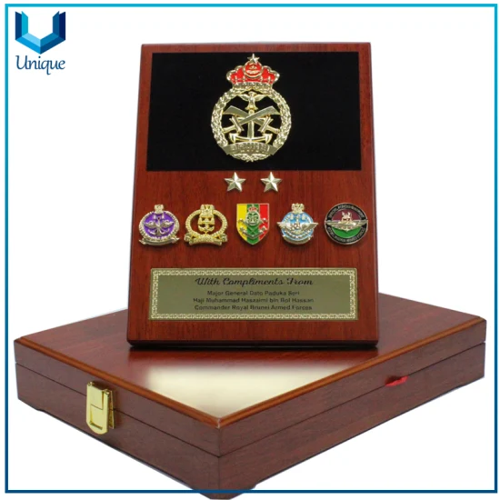 Boîte-cadeau de pièce de monnaie de Souvenir de 10X28 cm, boîte en bois de médaille/Bage de conception personnalisée dans le vin rouge, boîte-cadeau en bois de haute qualité en gros d'usine